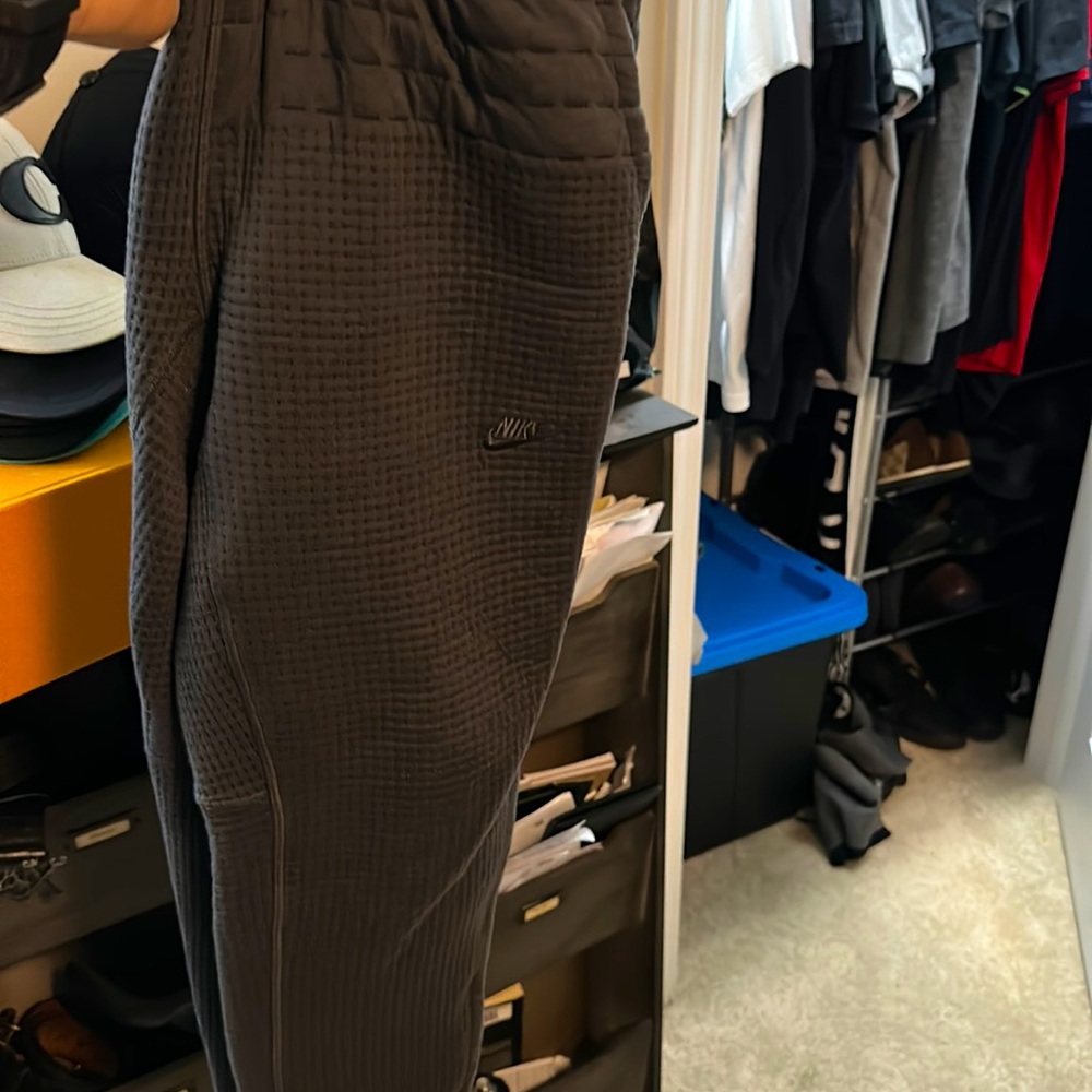 Used once washed then put away nike pants really nice